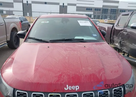 2025 Jeep Compass Sport 4X4 z USA, uszkodzony, nr VIN 3C4NJDAN3ST542462